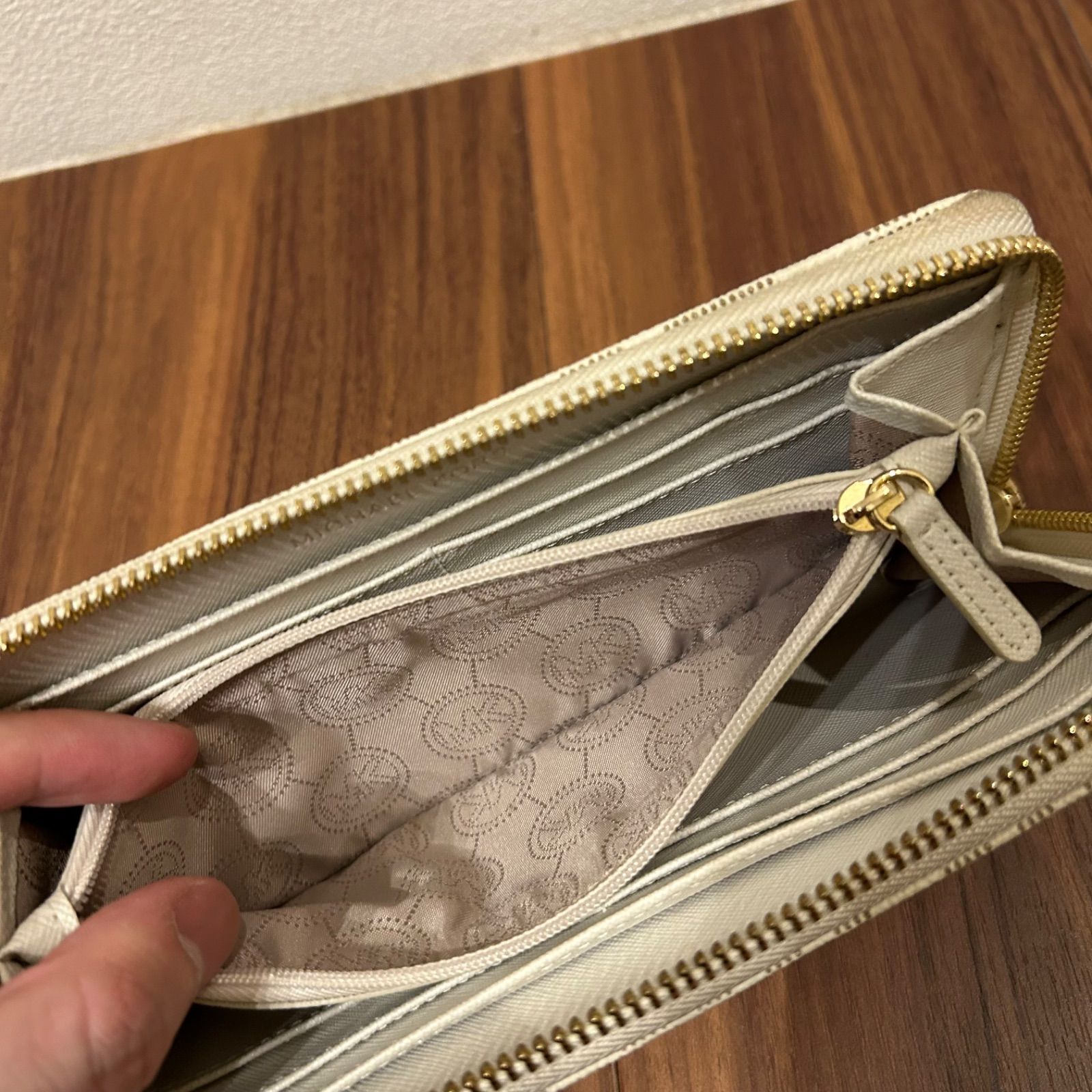 MICHAEL KORS マイケルコース レディース 長財布 ラウンドファスナー 
