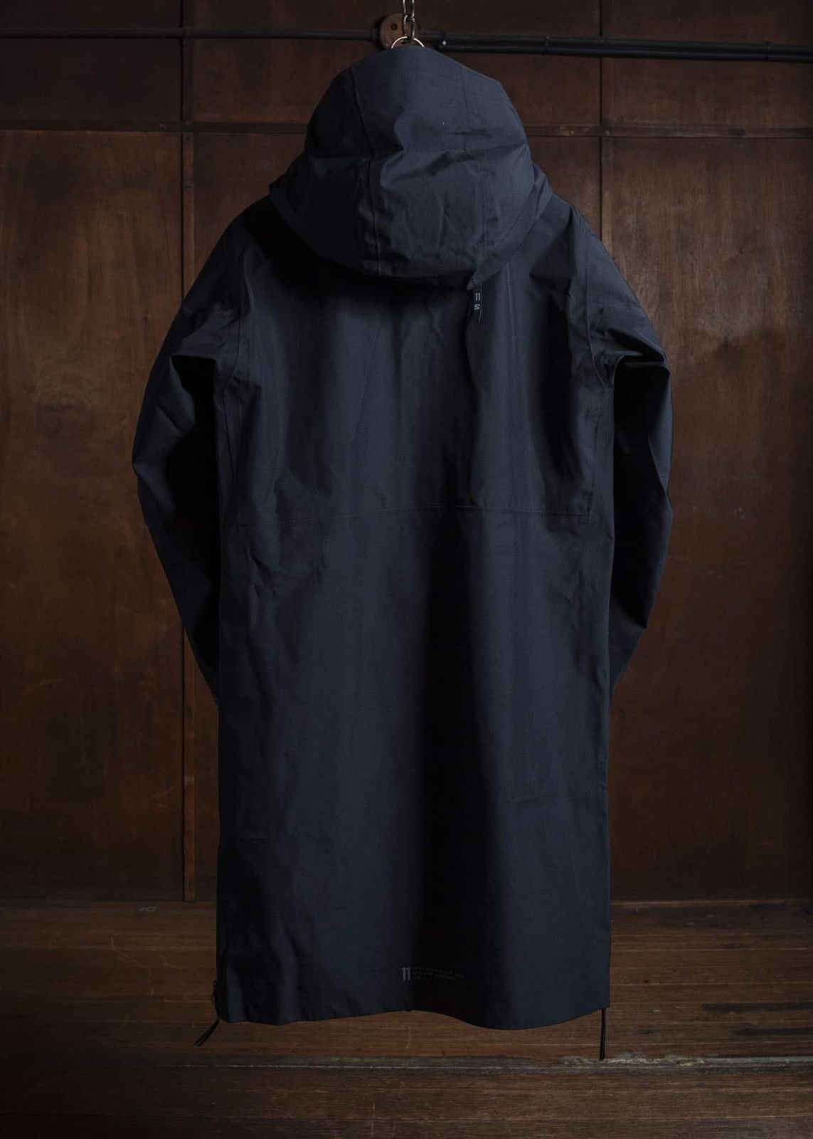 11 by boris bidjan saberi イレブンバイボリスビジャンサ - メルカリ