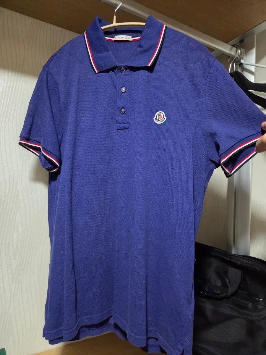 MONCLER カラTシャツ