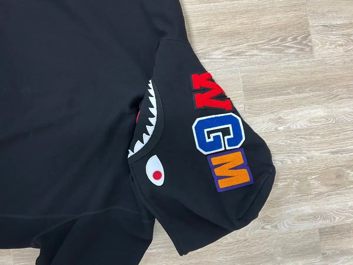 正規品 A BATHING APE シャーク プルオーバー フーディー ブラック (発売価格 89万円)