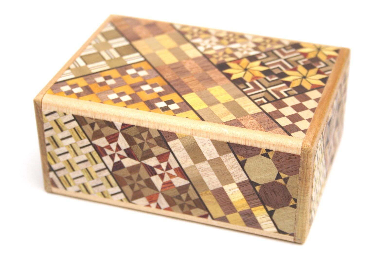 【特価商品】box puzzle Japanese 4steps 秘密箱４回仕掛け 箱根寄木細工