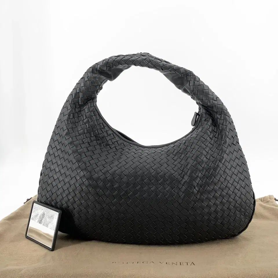 ボッテガ・ヴェネタ イントレチャート HOBO BAG