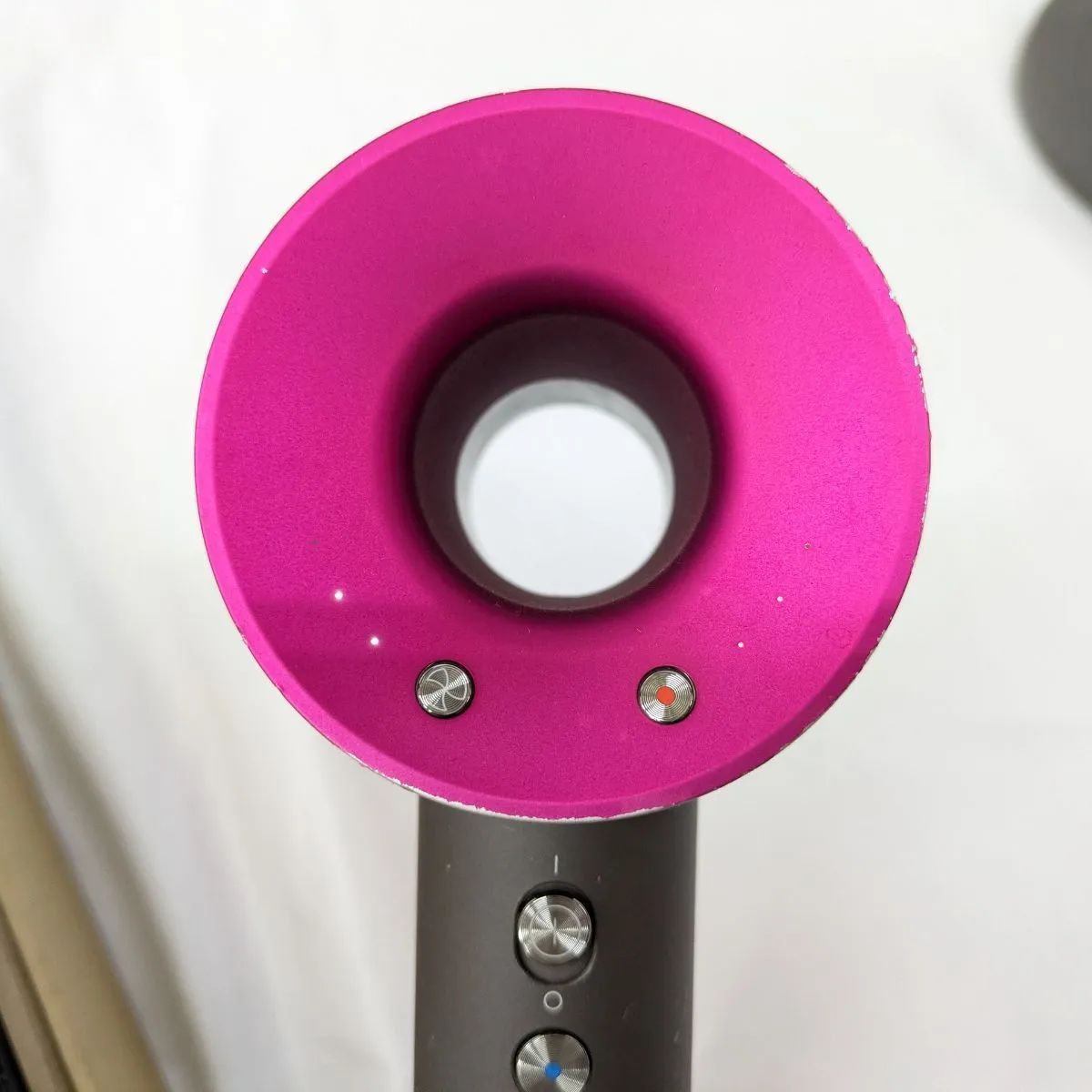現状特価】ダイソン ドライヤー HD03 スタンド付き dyson Supersonic