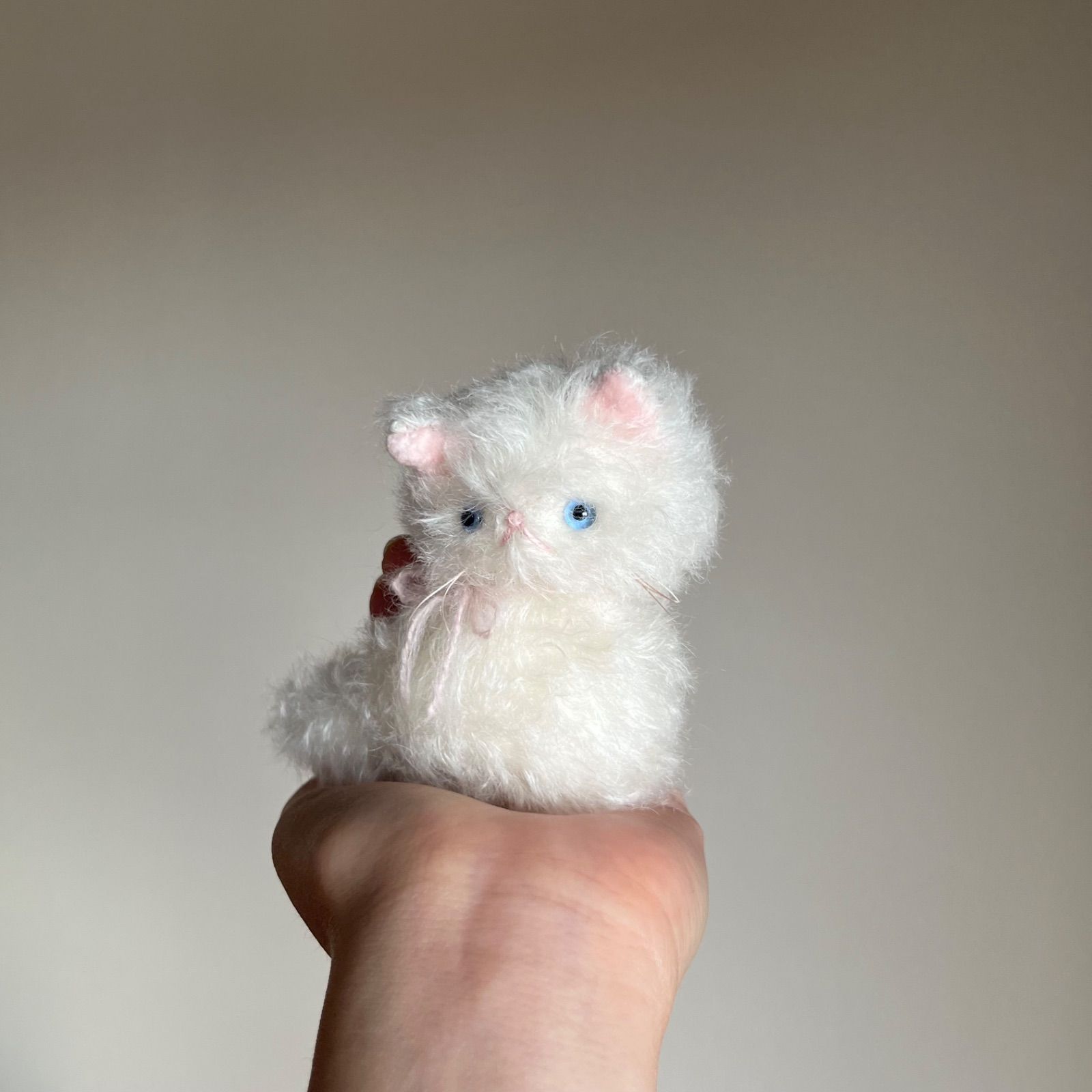 とけそうな、ねこ ( しろい子 ) Cora 猫 白猫 ぬいぐるみ 作家