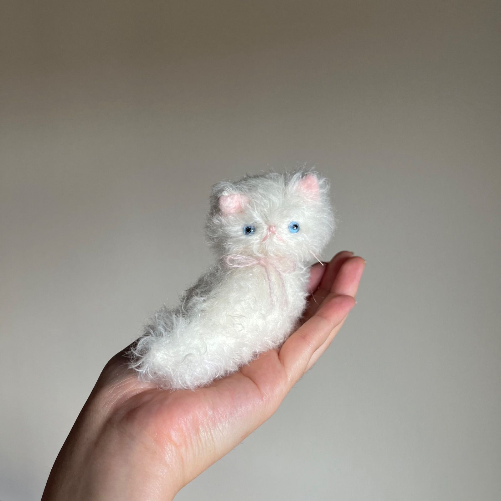 とけそうな、ねこ ( しろい子 ) Cora 猫 白猫 ぬいぐるみ 作家