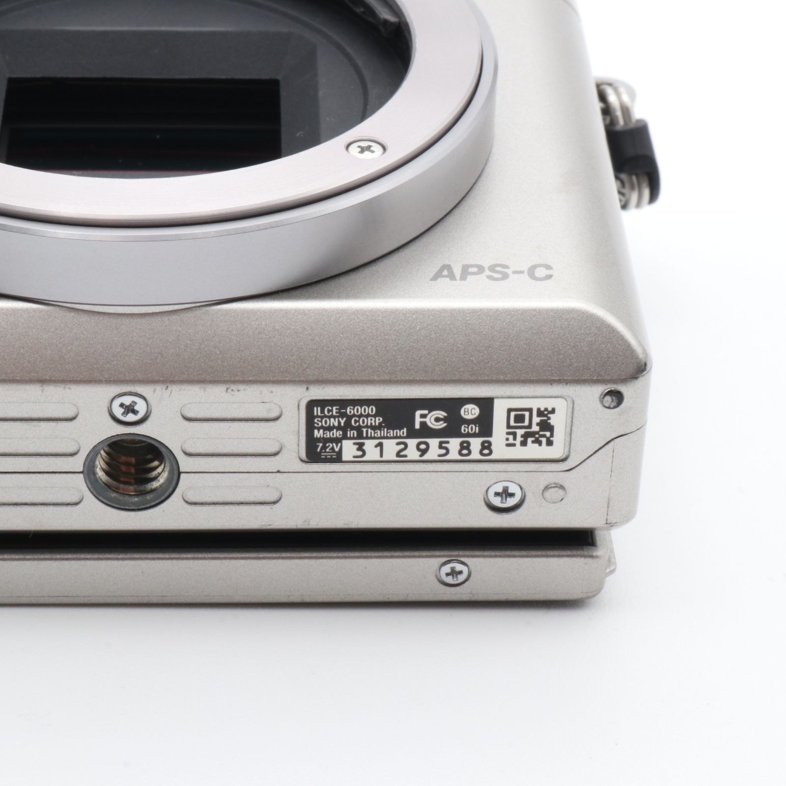 SONY α6000 ボディ シルバー ILCE-6000 〔SONY E マウント〕 - メルカリ