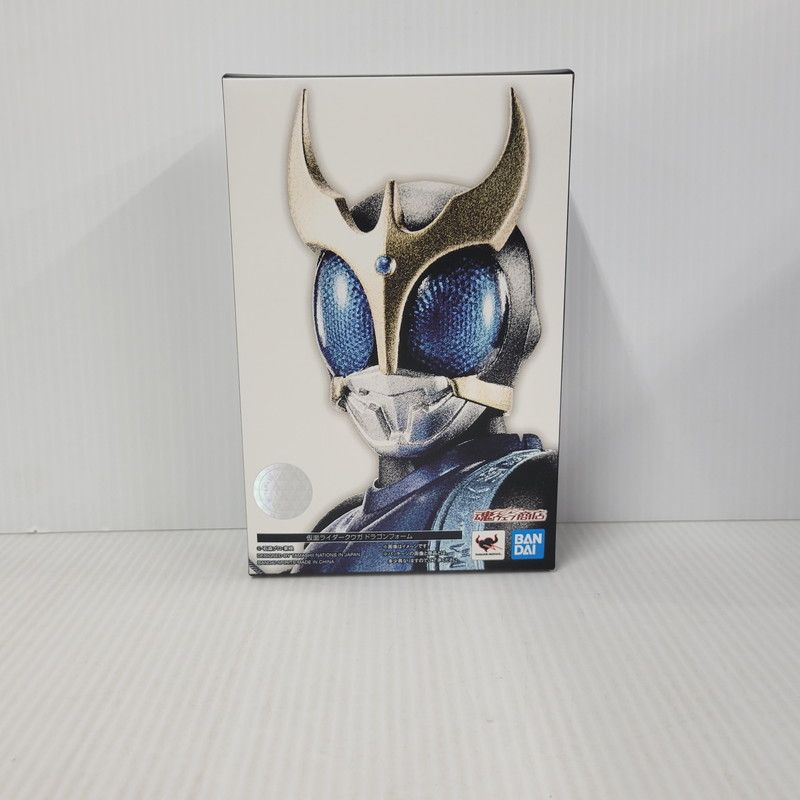 中古美品】 S.H.Figuarts 真骨彫製法 仮面ライダークウガ ドラゴン