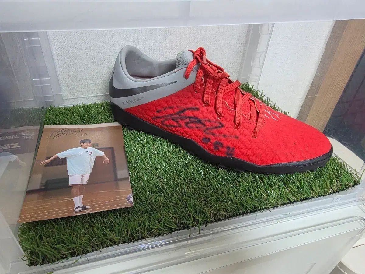 イ・カンイン サイン入り 新品 サッカーシューズ 出品