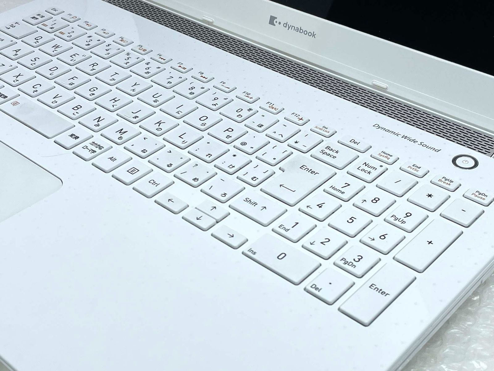 dynabook P2-T7KP-BW i7-8565U/8GB/1TB HDD/Windows11/15.6型フルHD