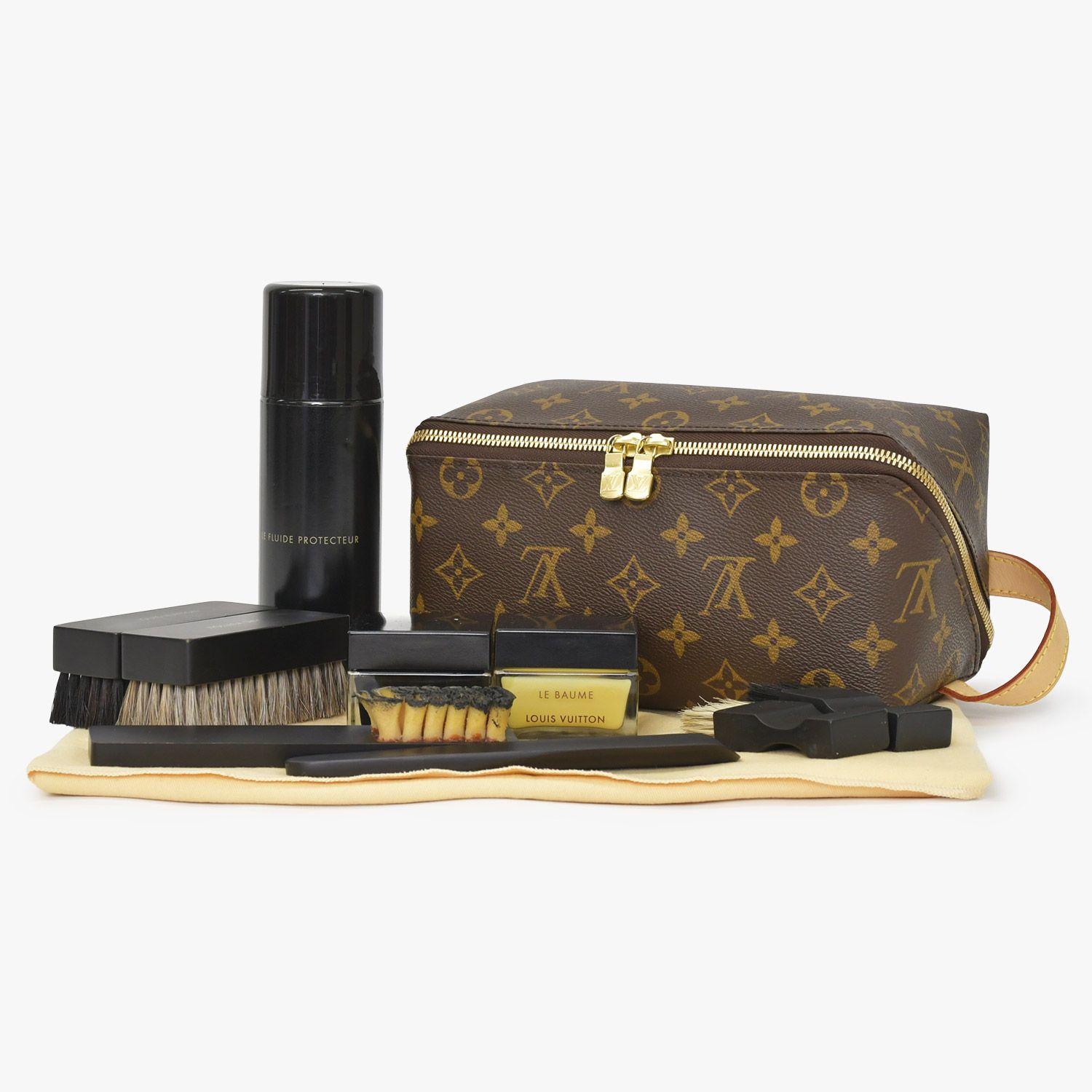 LOUIS VUITTON ルイヴィトン モノグラムキャンバス シューケアキット モノグラム 9点セット シューズケアポーチ 靴磨きセット ブラウン M47925 美品 中古 4a002574