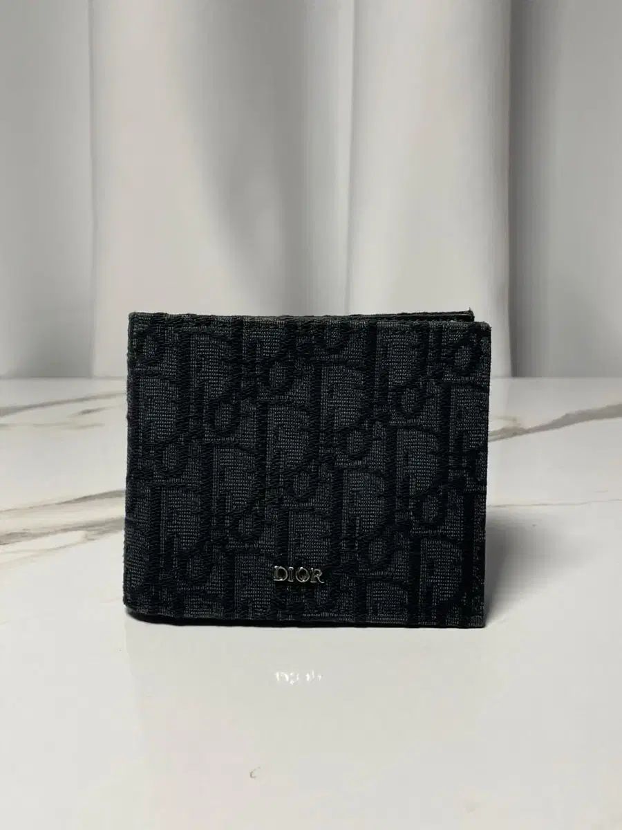 ディオール オブリーク 二つ折り財布