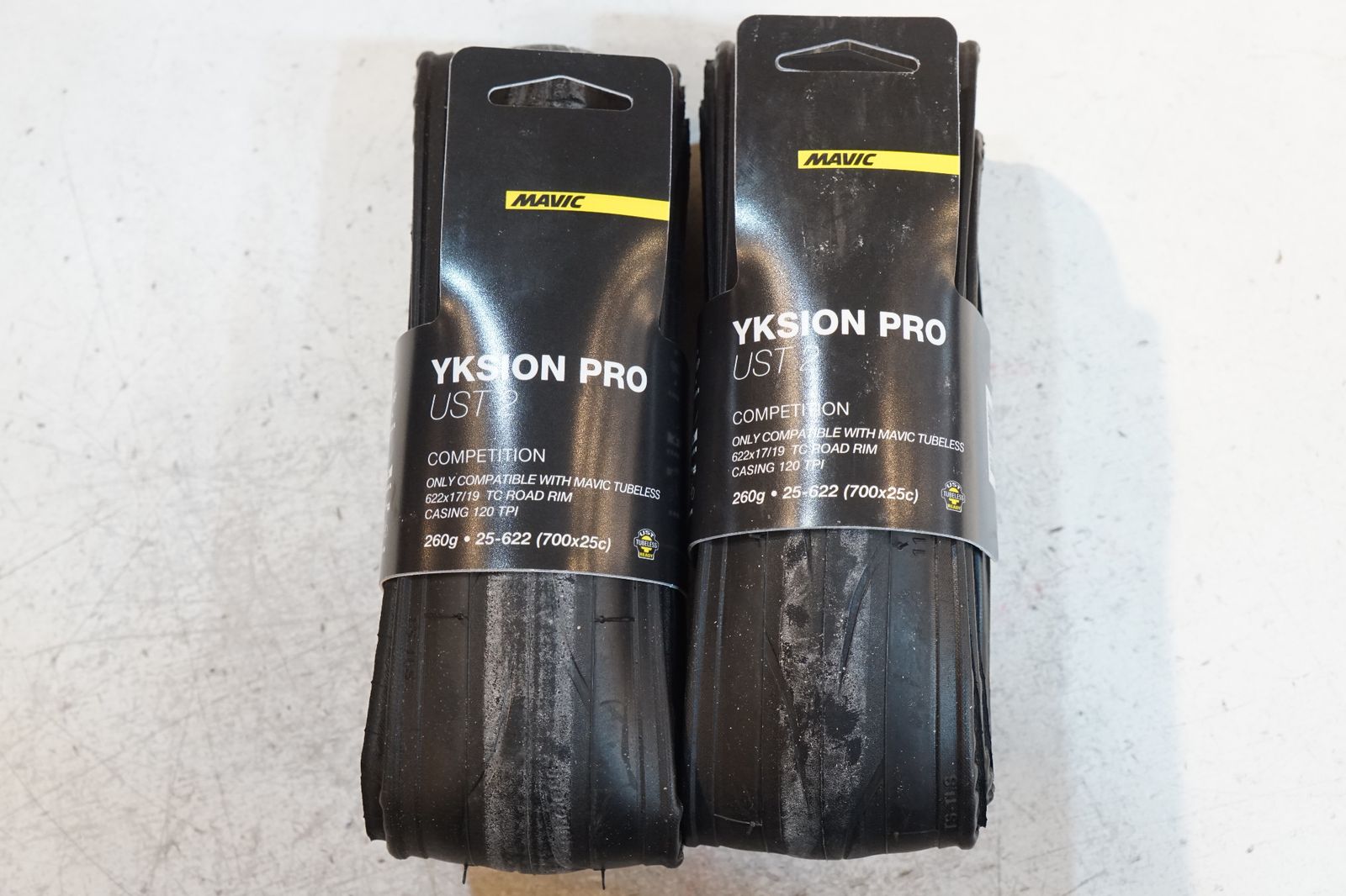 MAVIC 「マビック」 YKSION PRO UST 2 タイヤセット / バイチャリ浦和ベース