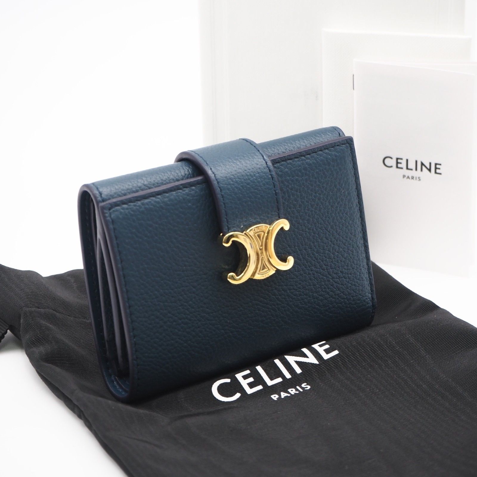 ★3日以内返品可★極美品 CELINE セリーヌ トリオンフ ファイン ストラップウォレット ニノ ティールブルー 10M963 三つ折り財布 ブルー カーフレザー レディース