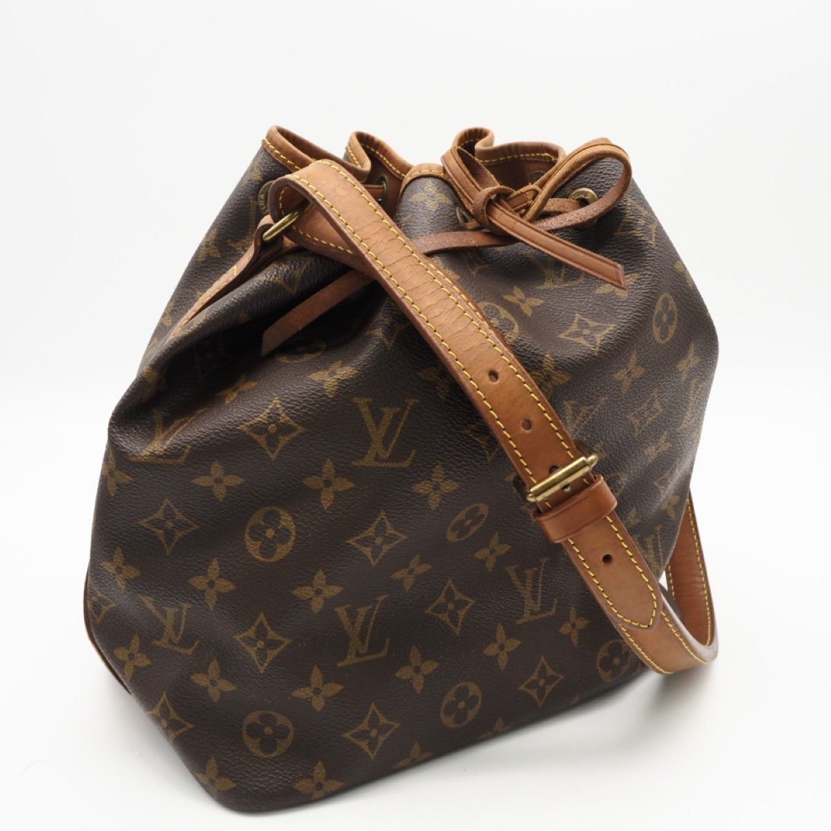 ★3日以内返品可★ LOUIS VUITTON ルイ・ヴィトン モノグラム プチ ノエ M42226 ショルダーバッグ ブラウン コーティングキャンバス レザー レディース