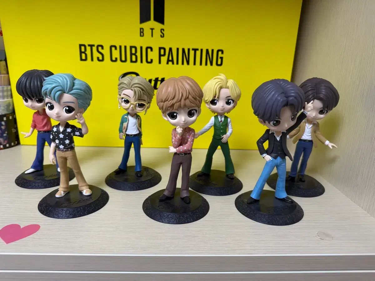 BTS フィギュア
