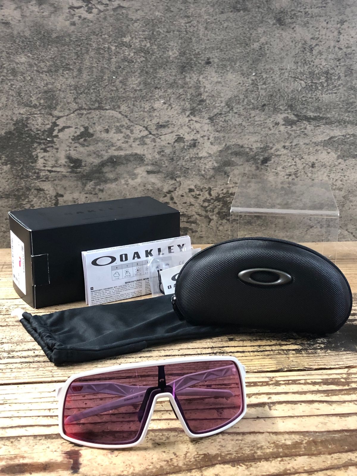 KD264 オークリー OAKLEY SUTRO アイウェア サングラス 白 PRIZMレンズ 9,443円