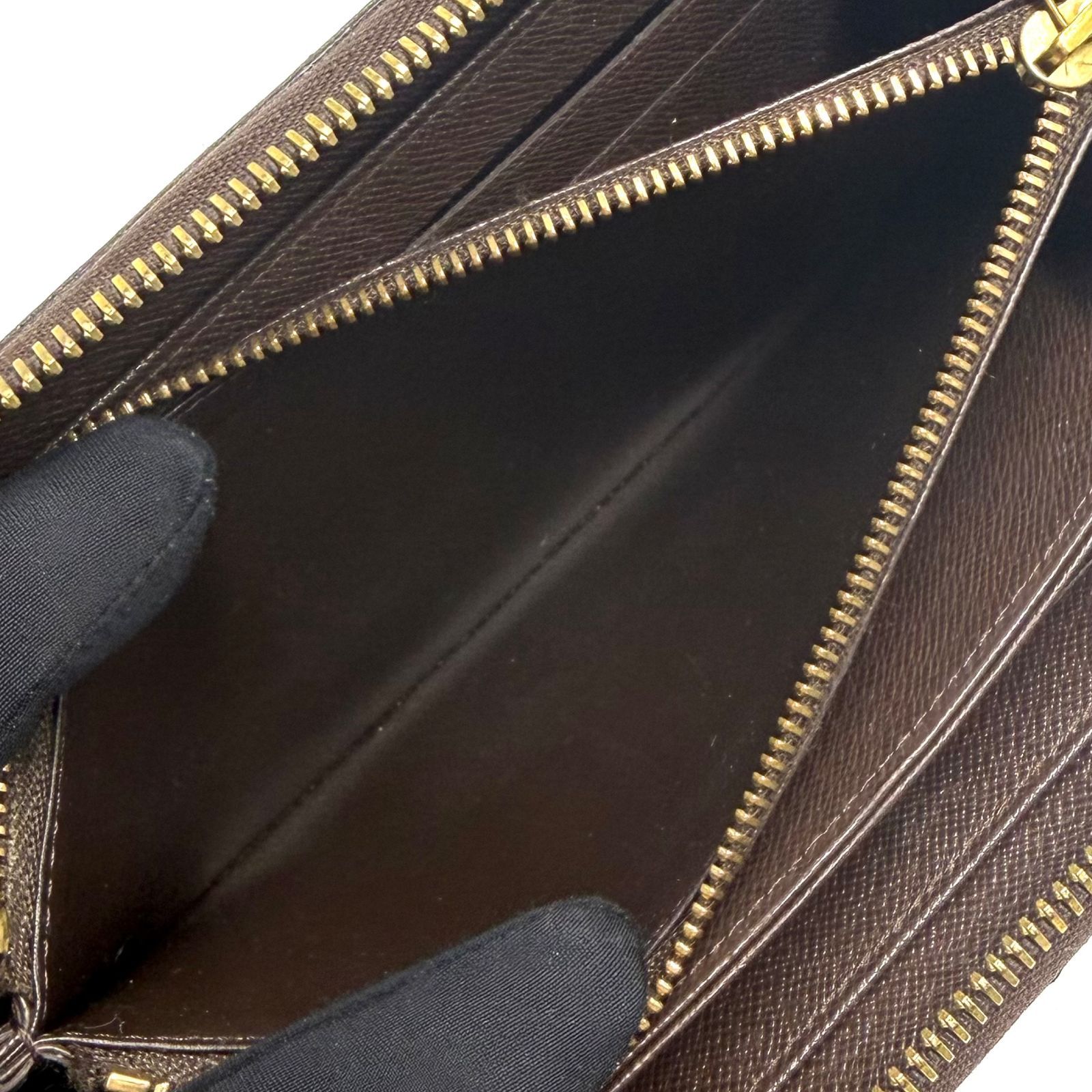 ルイヴィトン LOUIS VUITTON ダミエ エベヌ ジッピーウォレット