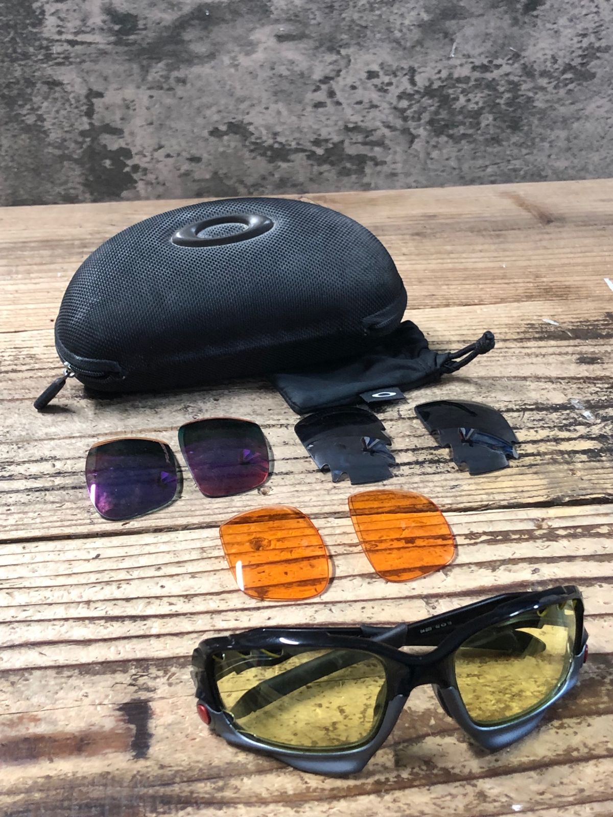 KB201 オークリー OAKLEY ジョーボーン JAWBONE サングラス アイウェア 黒 レンズ付属 ※イヤーソック劣化 レンズ小傷