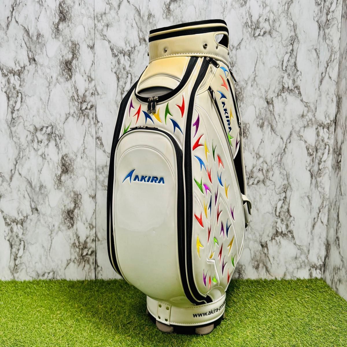 AKIRA PRODUCTS 3点式 キャディバッグ エナメル ブルー 総柄 AKIRA 3点式 キャディーバッグ レア エナメル ブルー Golf Bag / Caddy