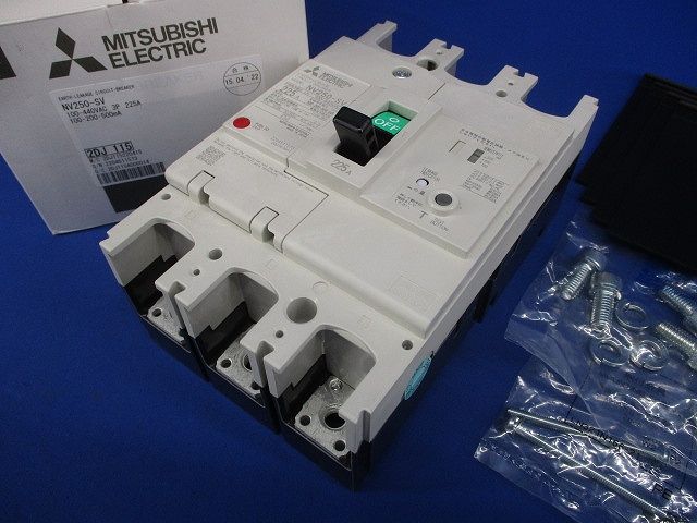 漏電遮断器 3P225A 100/440VAC 100・200・500ｍA NV250-SV3P3E225A 28,562円