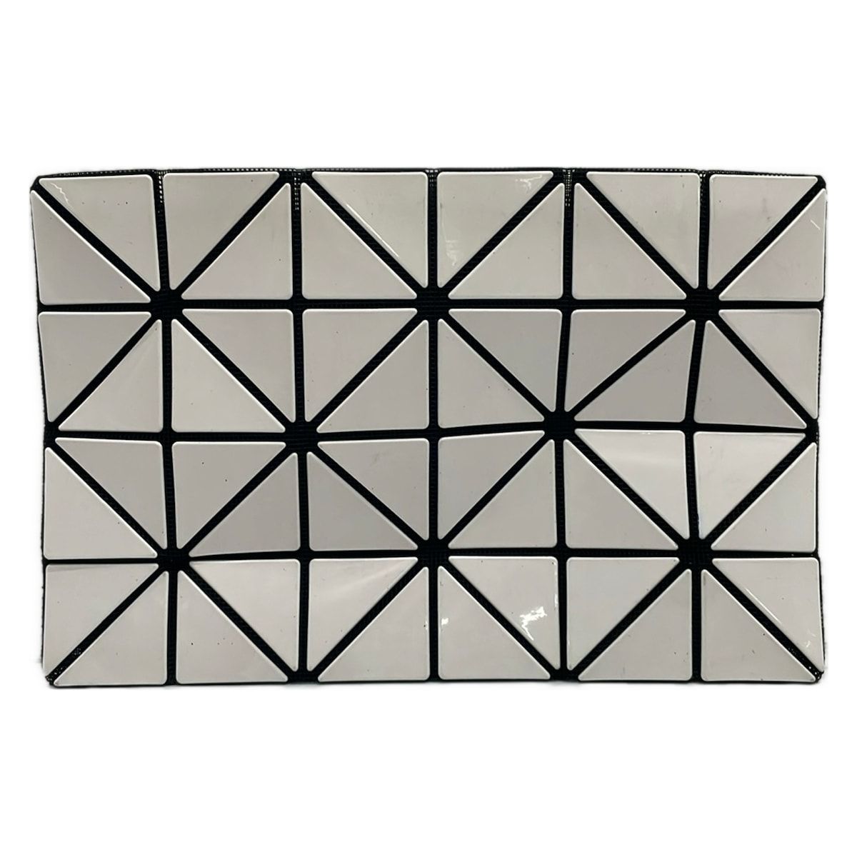BAOBAO ISSEYMIYAKE(バオバオイッセイミヤケ) ポーチ - アイボリー×黒