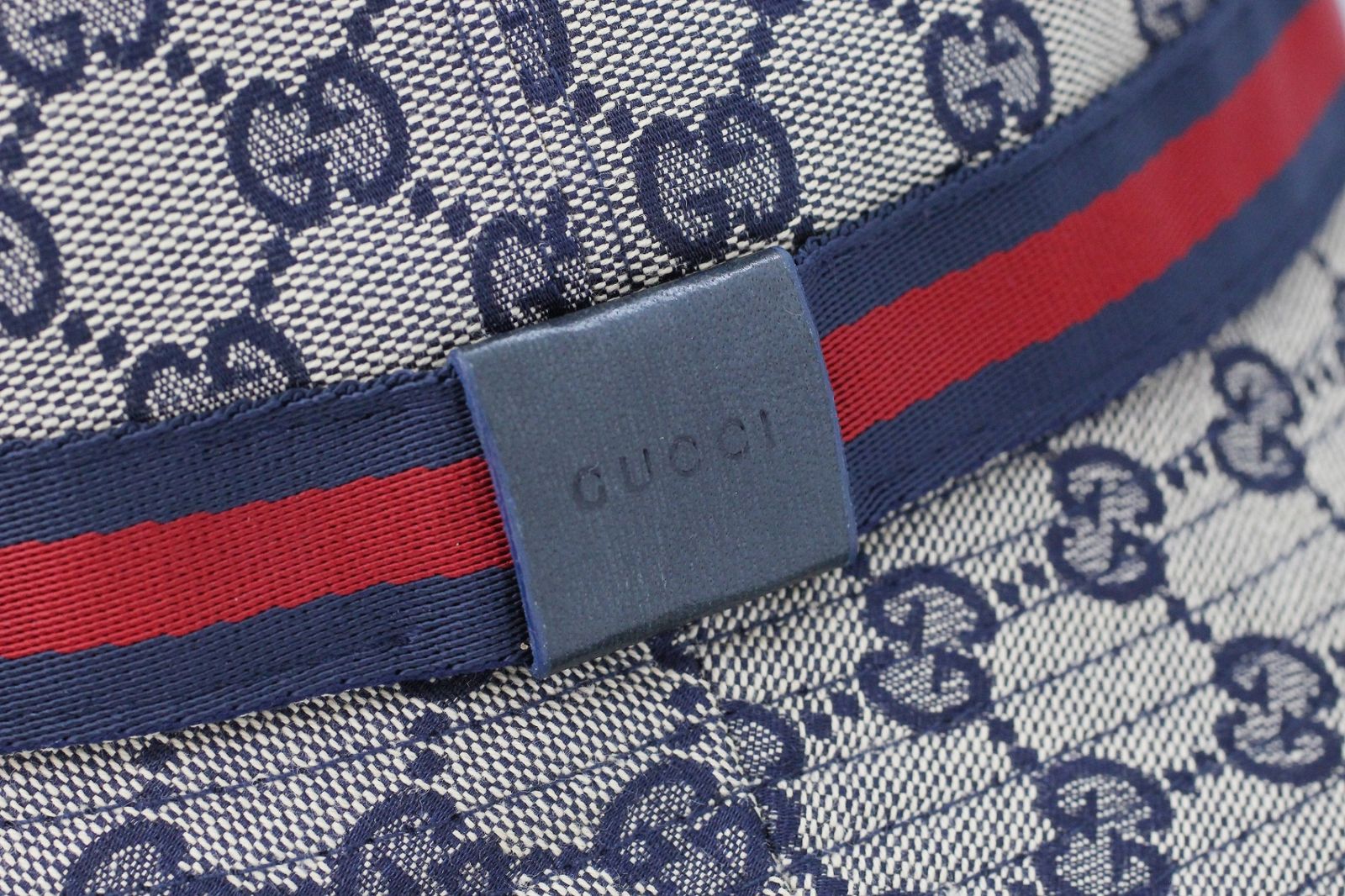 美品✨グッチ GG キャンバス バケットハット シェリーライン ハット　帽子 GUCCI(グッチ) バケットハット シェリーライン GGキャンバス 030367