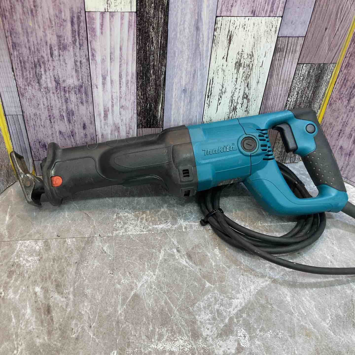★マキタ(makita) レシプロソー JR3050T【八潮店】