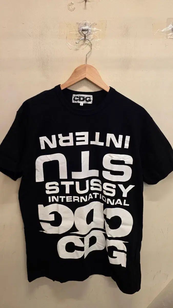CDG STUSSY インターナショナル 半袖 Tシャツ ブラック XL サイズ