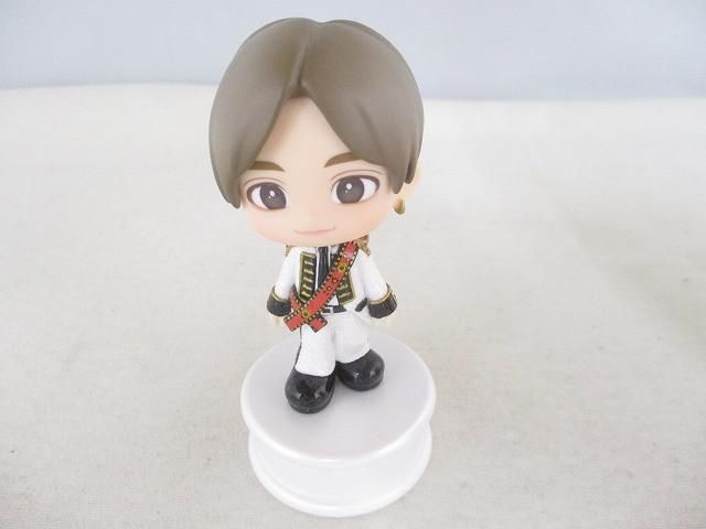 良品 Hey!Say!JUMP 山田涼介 ファミクラストア オリジナルフィギュア