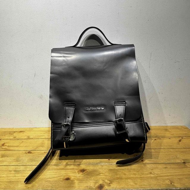 DR.MARTENS BOX BACKPACK BLACK ドクターマーチン バックパック リュック 心斎橋店