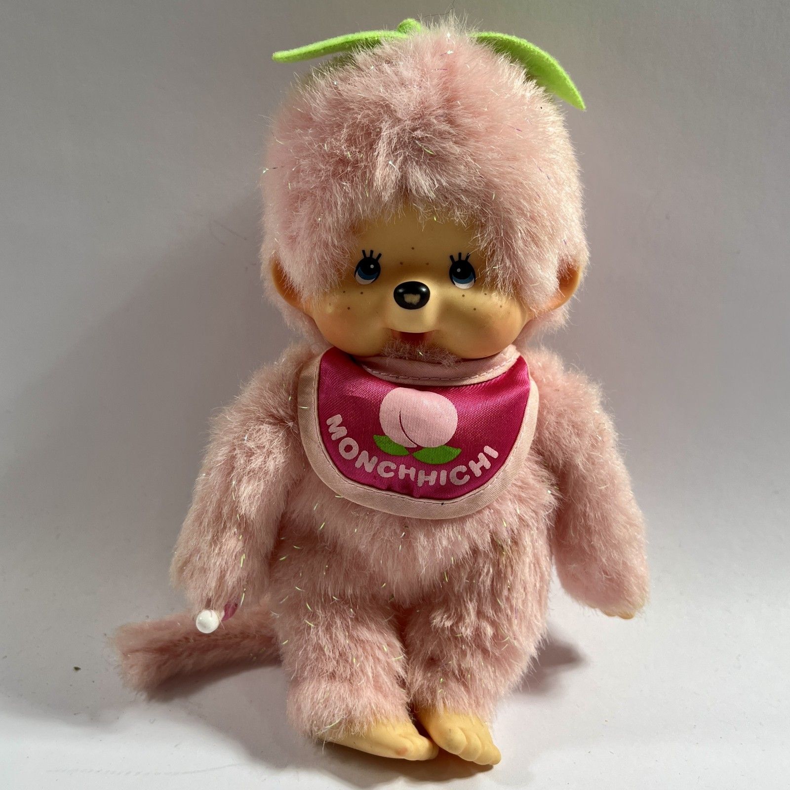 モンチッチぬいぐるみ 山梨限定　桃 ☆ monchhichi ご当地 モンチッチ ぬいぐるみ 山梨限定 桃 もも 全長約
