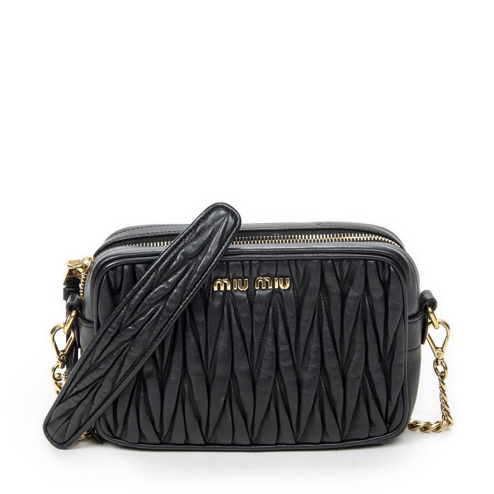 [中古] MIU MIU ミュウミュウカメラバッグ黒ナッパマトラッセレザーA