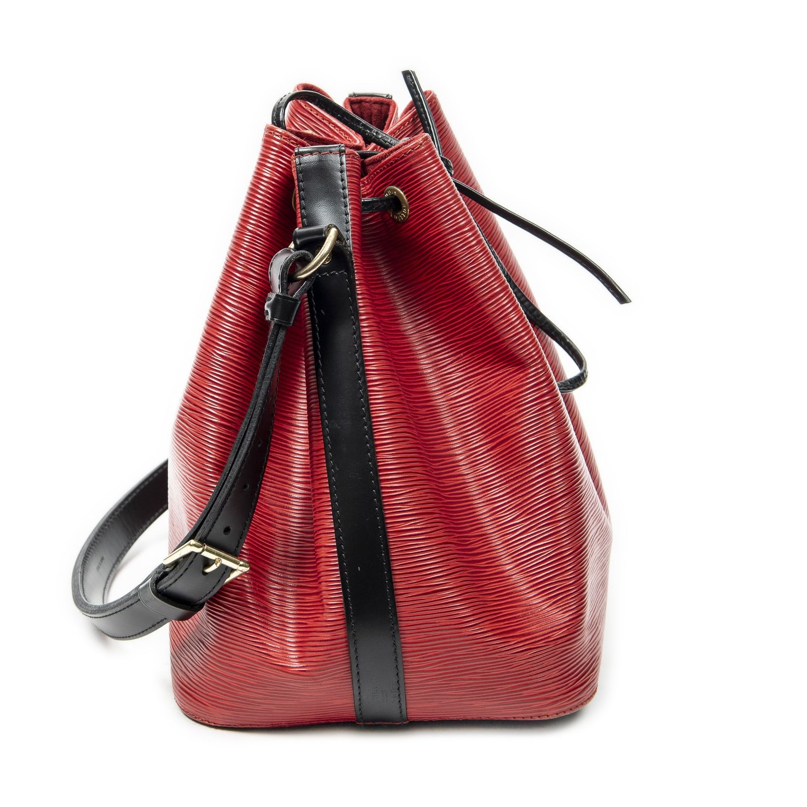中古] LOUIS VUITTON ルイヴィトンノエ バイカラー赤/黒エピA - メルカリ