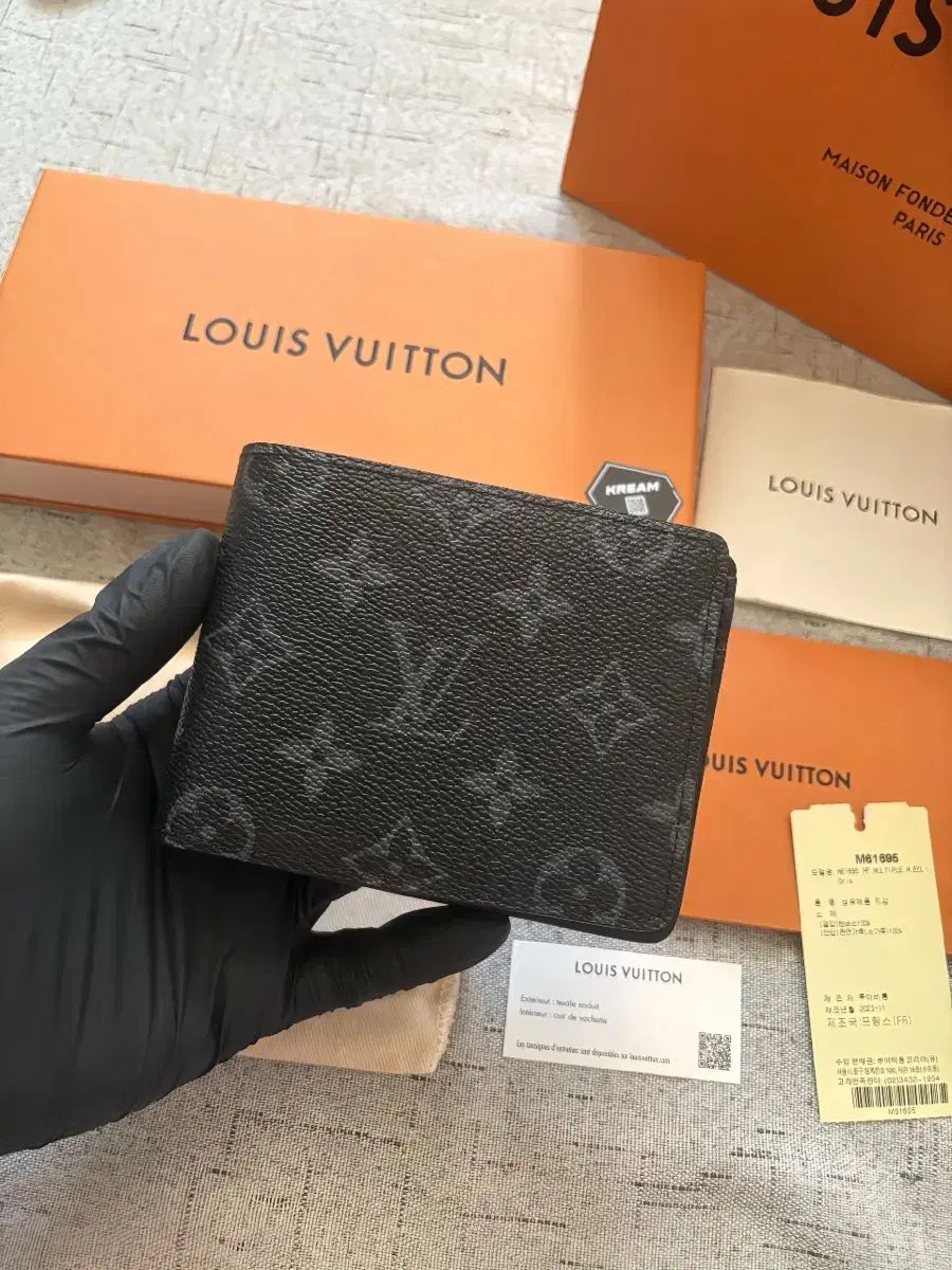 新品/新モデル Louis Vuitton ルイヴィトン エクリプス 二つ折り財布 フルセット