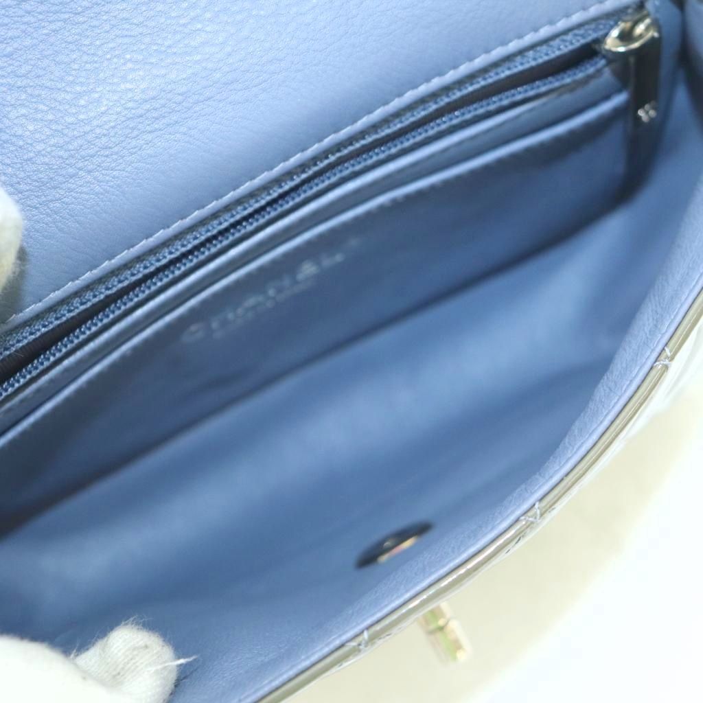 シャネル CHANEL ミニマトラッセ パテントレザー チェーンショルダー