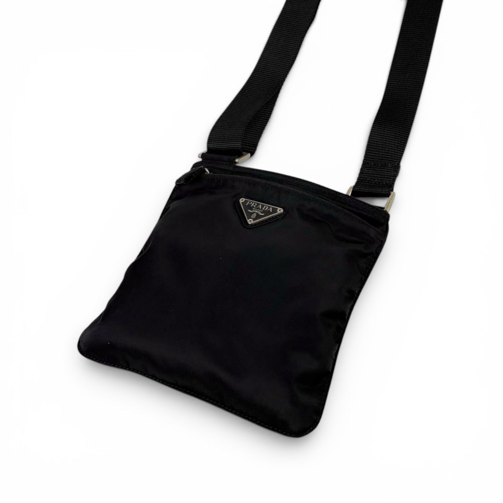 プラダ　PRADA トライアングルロゴ　ミニショルダーバッグ　ポシェット　ブラック　黒　テスートナイロン