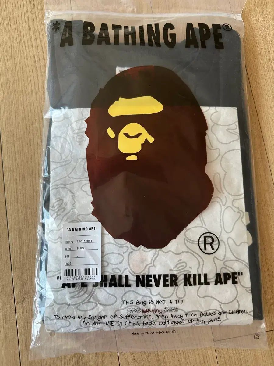 A BATHING APE アベイシングエイプ 半袖Tシャツ ブラック Lサイズ