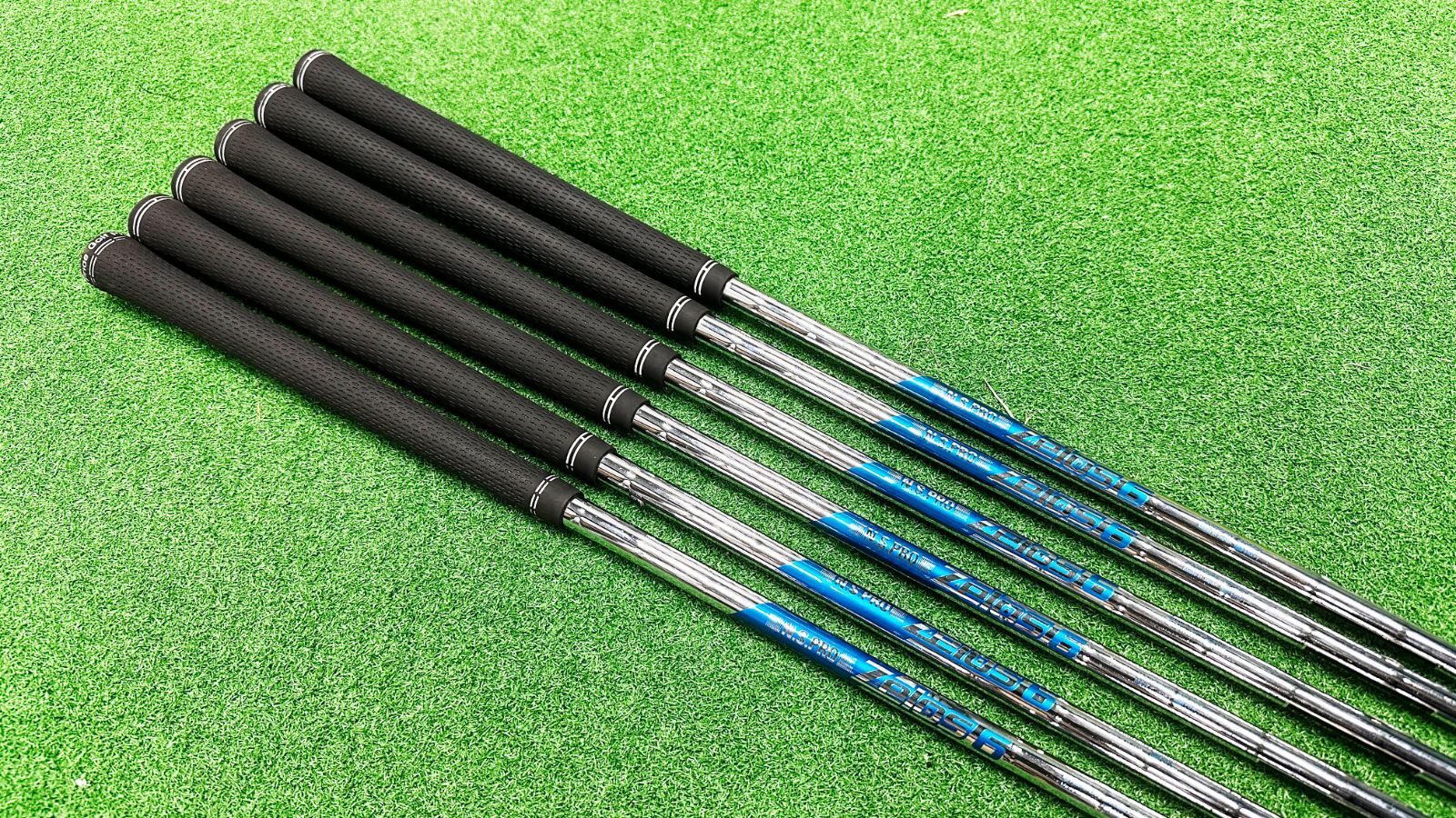 【中古・現状渡し】日本シャフト N.S.PRO ZELOS 6 6本セット｜35.75〜33.25インチ ツアーベルベットライト装着 アイアン用シャフトのみ 抜き取り品