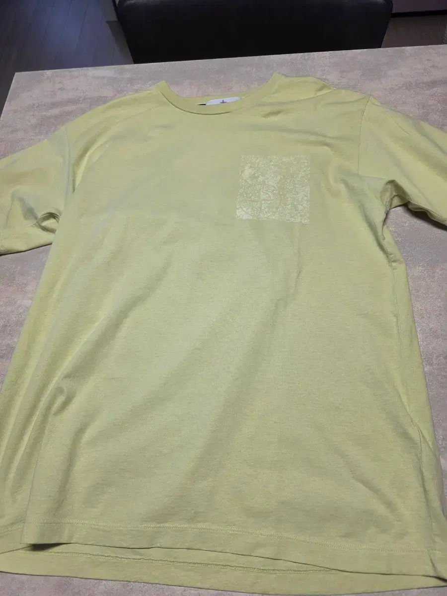 STONE ISLAND ストーンアイランド ライムグリーン 半袖Tシャツ 新出品