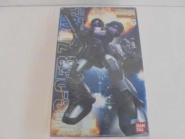 未開封 プラモデル MG 1/100 ザクI 黒い三連星