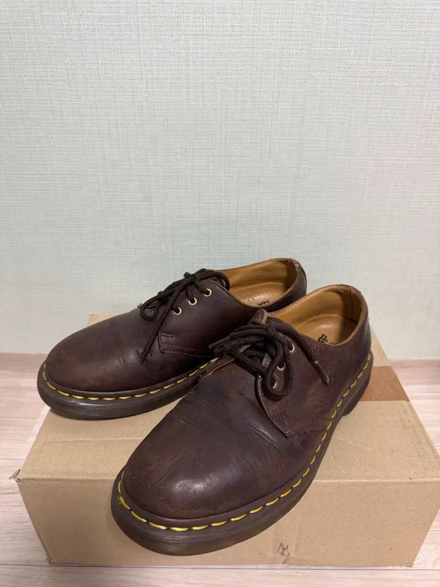5UK DR. MARTENS 1461 Hot Sauce Crazy Ver. 3ホール (240 245)