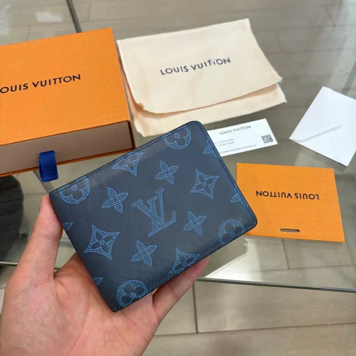 {ほぼ新品/フルセット} Louis Vuitton ルイヴィトン シャドウ 二つ折り財布