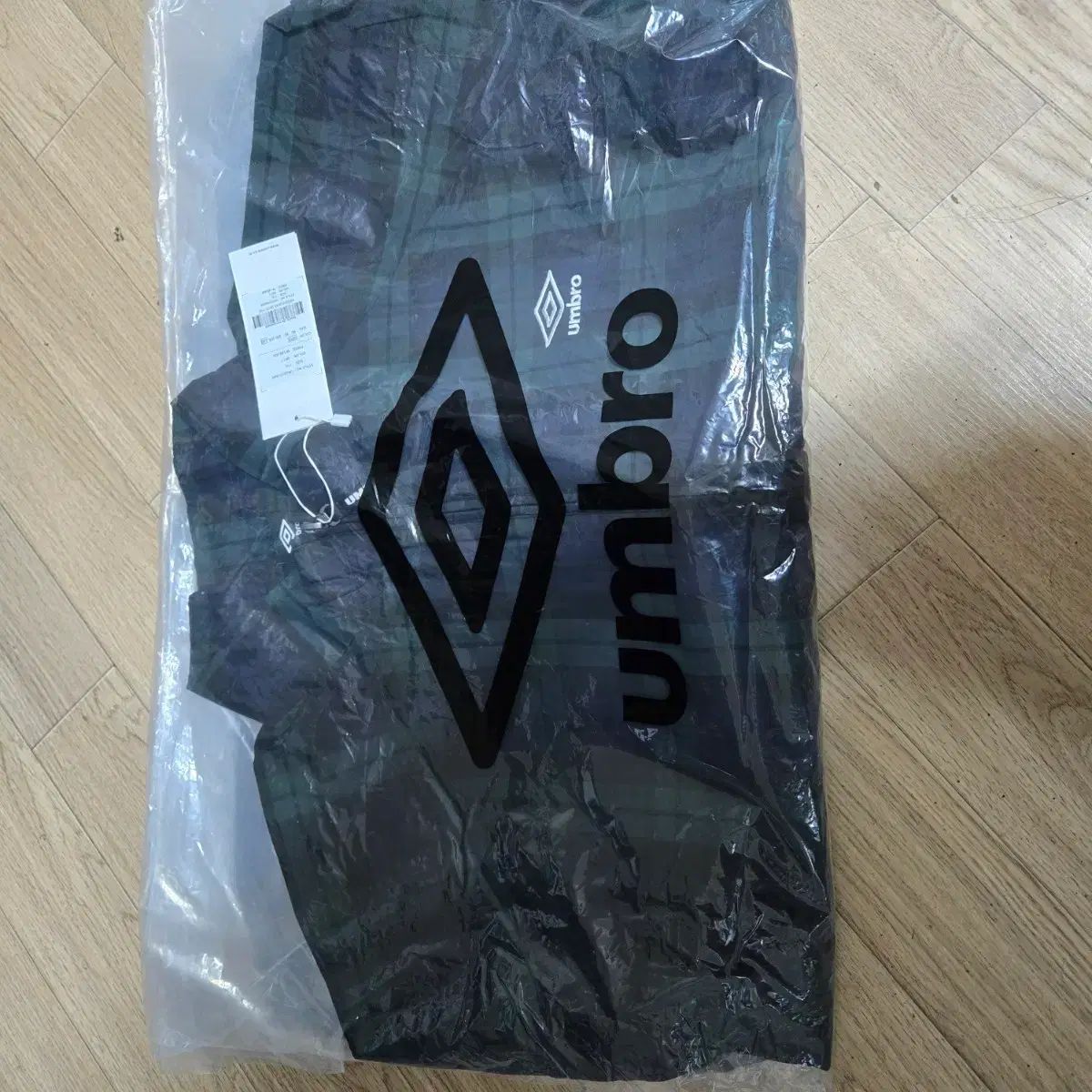 Umbro X Asahi Hamada アンブロ アクスタ ネック CHECK ラム ウインドブレーカー ジャケット