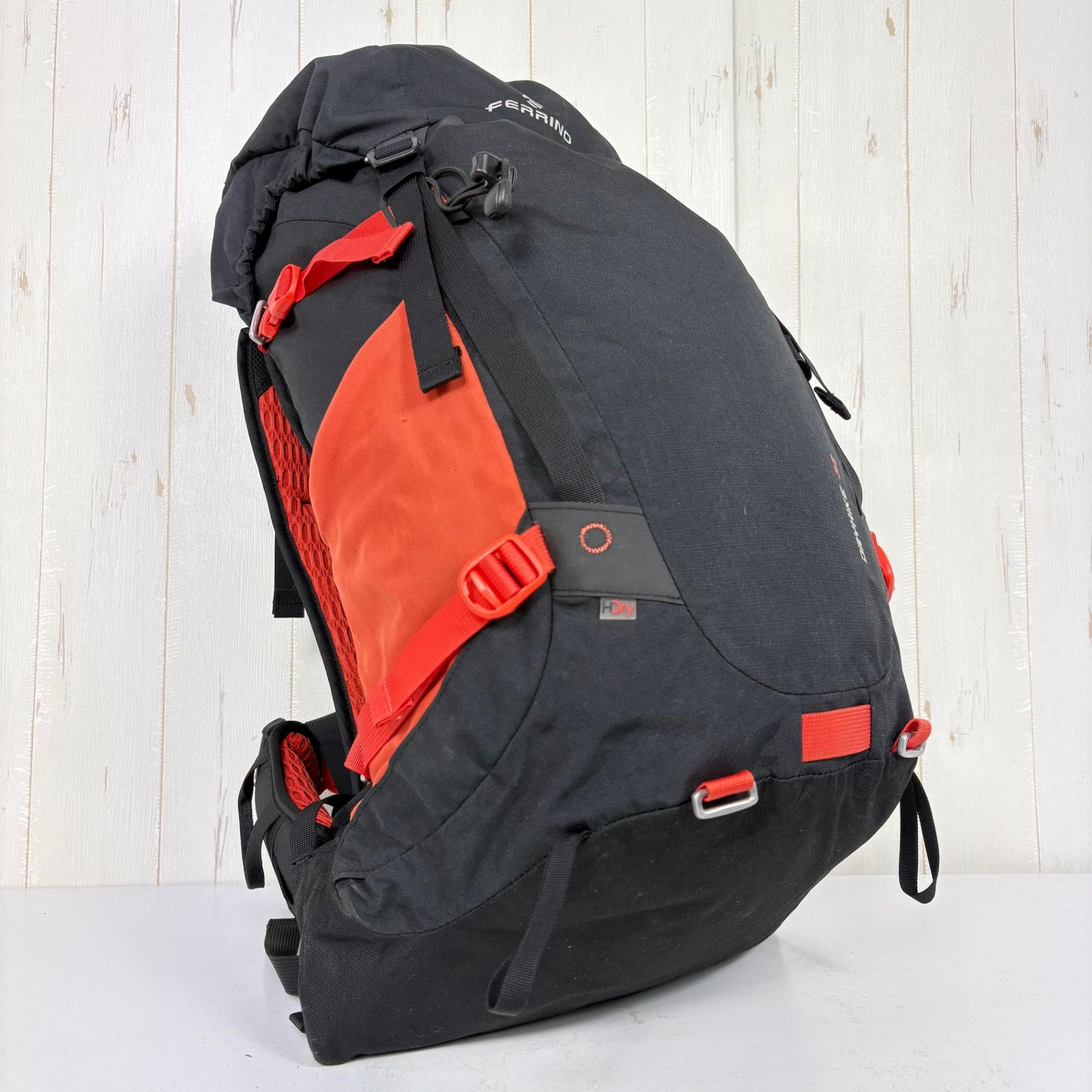 【OneSize ブラック系】 Ferrino ( フェリーノ ) ドライハイク 32 Dry Hike 32 ナイロン バッグ ストレージ バックパック 容量【30L～54L】 z00058332  容量【30 📦️OneSize ブラック系 Ferrino ( フェリーノ ) ドライハイク 32 Dry