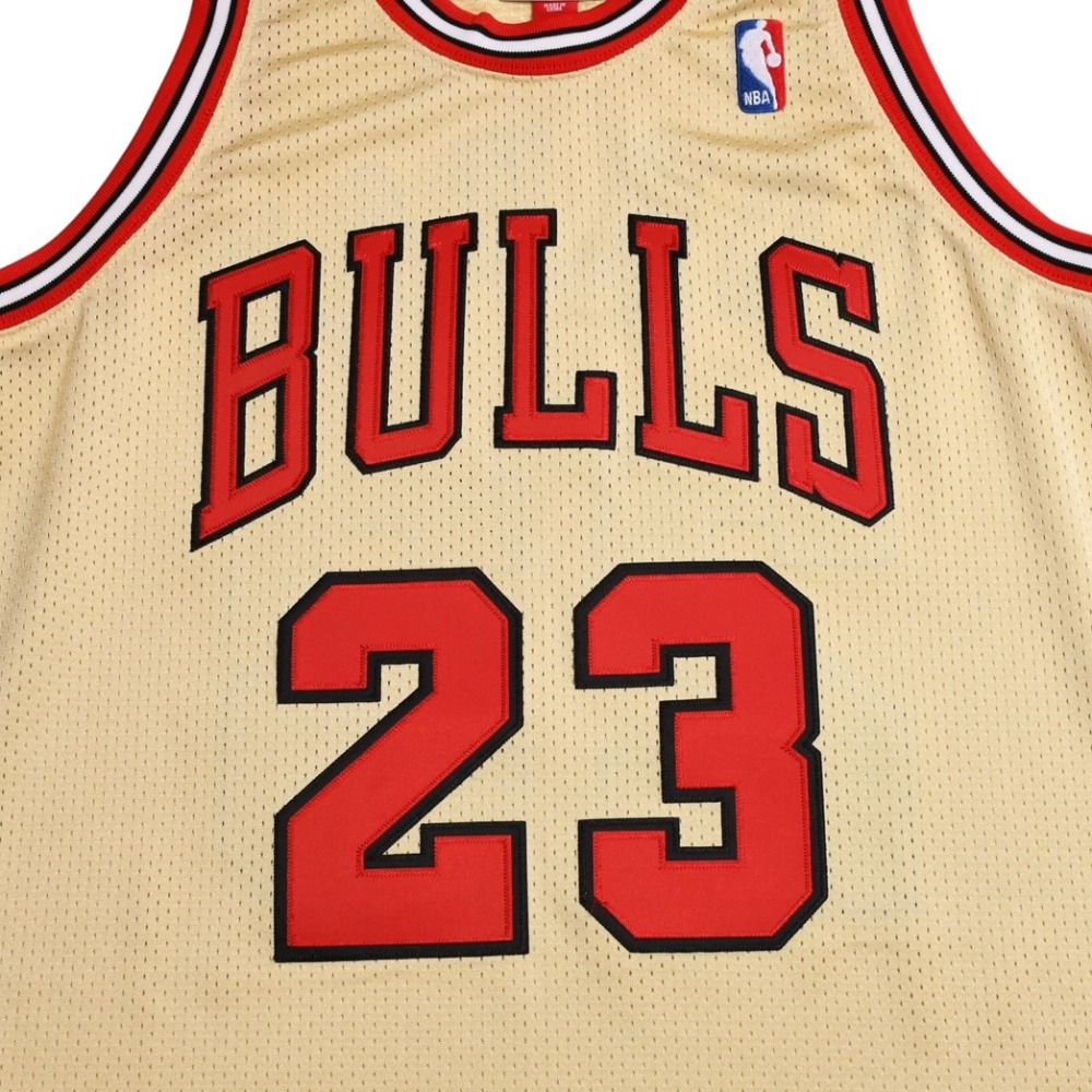 新品同様 Mitchell & Ness ミッチェル&ネス シカゴ ブルズ ゲーム