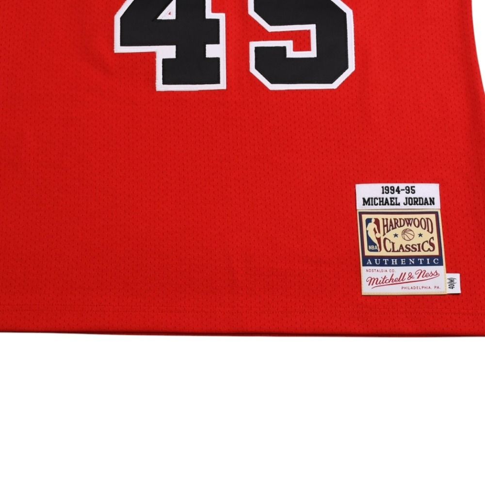 新品同様 Mitchell & Ness ミッチェル&ネス シカゴ ブルズ ゲーム