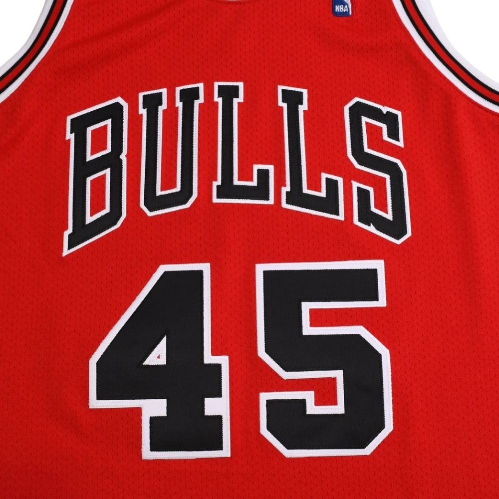 新品同様 Mitchell & Ness ミッチェル&ネス シカゴ ブルズ ゲーム