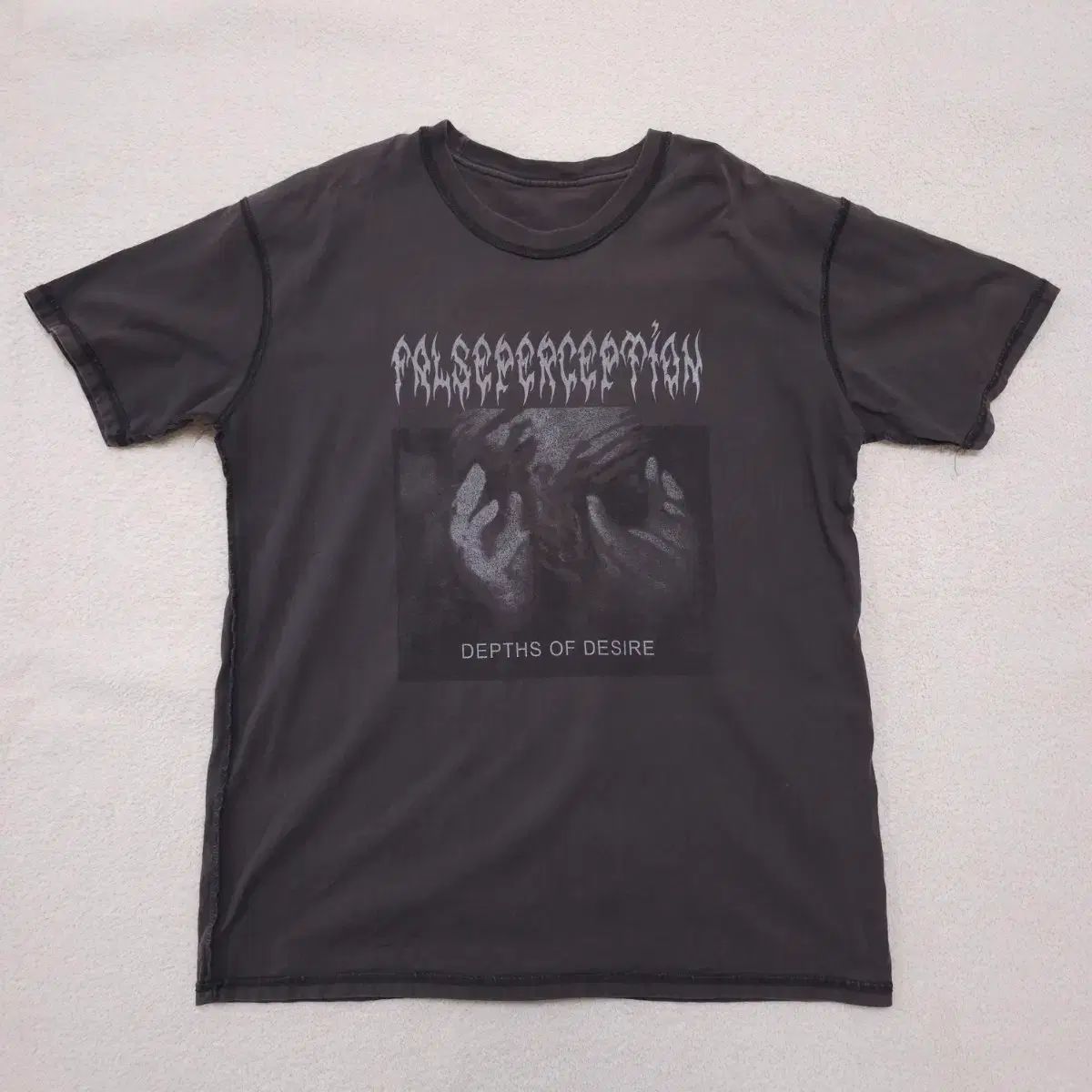 FALSE PERCEPTION スティッチ 半袖T