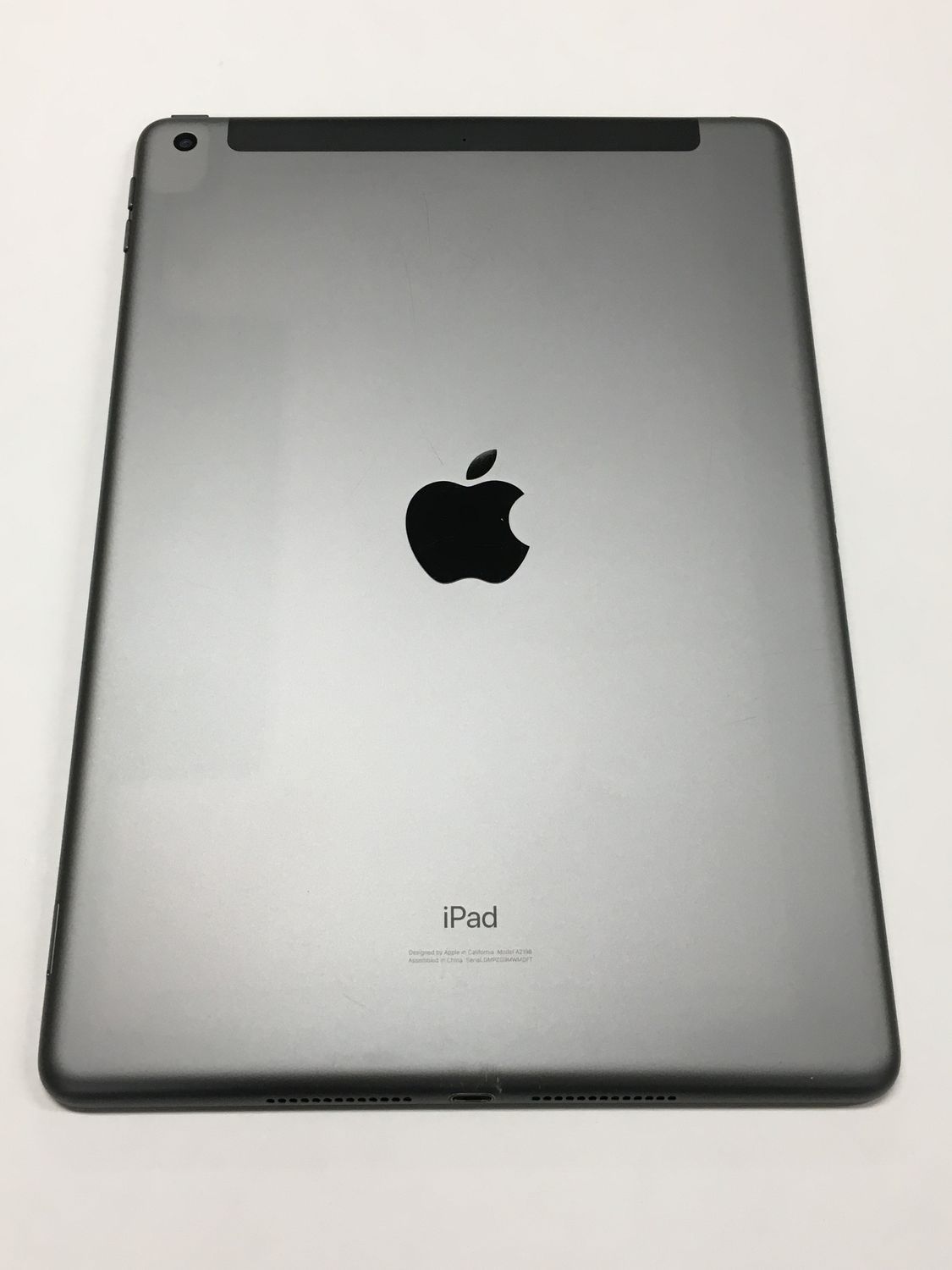 iPad 第7世代 32GB スペースグレイ SIMフリー - メルカリ