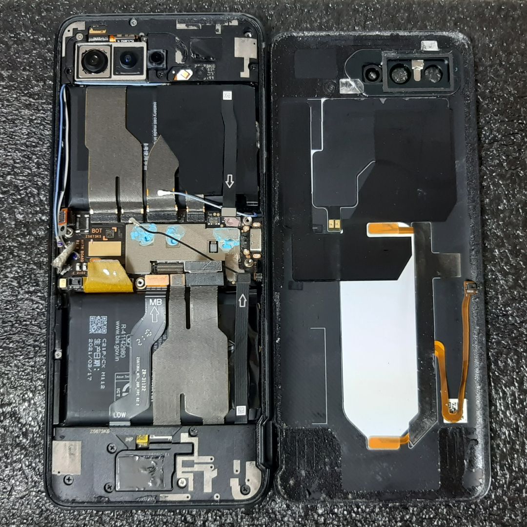 ASUS ROG Phone 5 16GB/256GB ジャンク - メルカリ